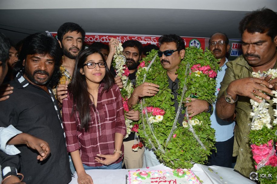 Guntur-Talkies-Movie-Team-at-Sapthagiri-Theater